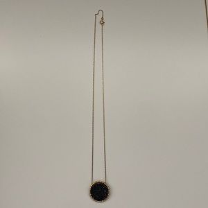 Yellow gold necklace with circle stone pendant